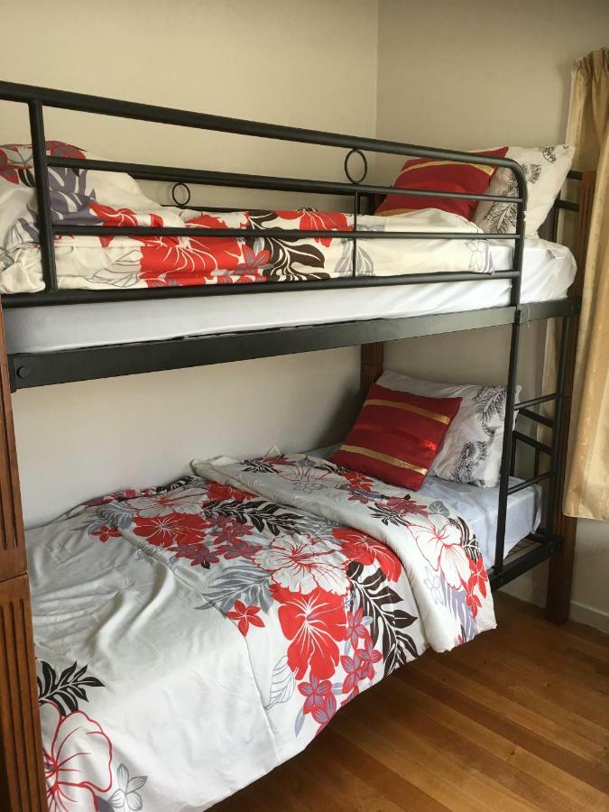 At Homestay Auckland Extérieur photo